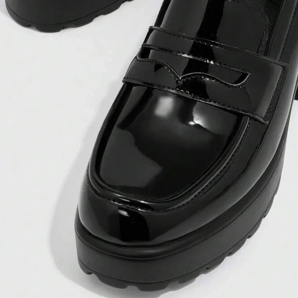 Everyday Collection Stitch Detail Platform Loafer Shoes - Picture 3 of 5